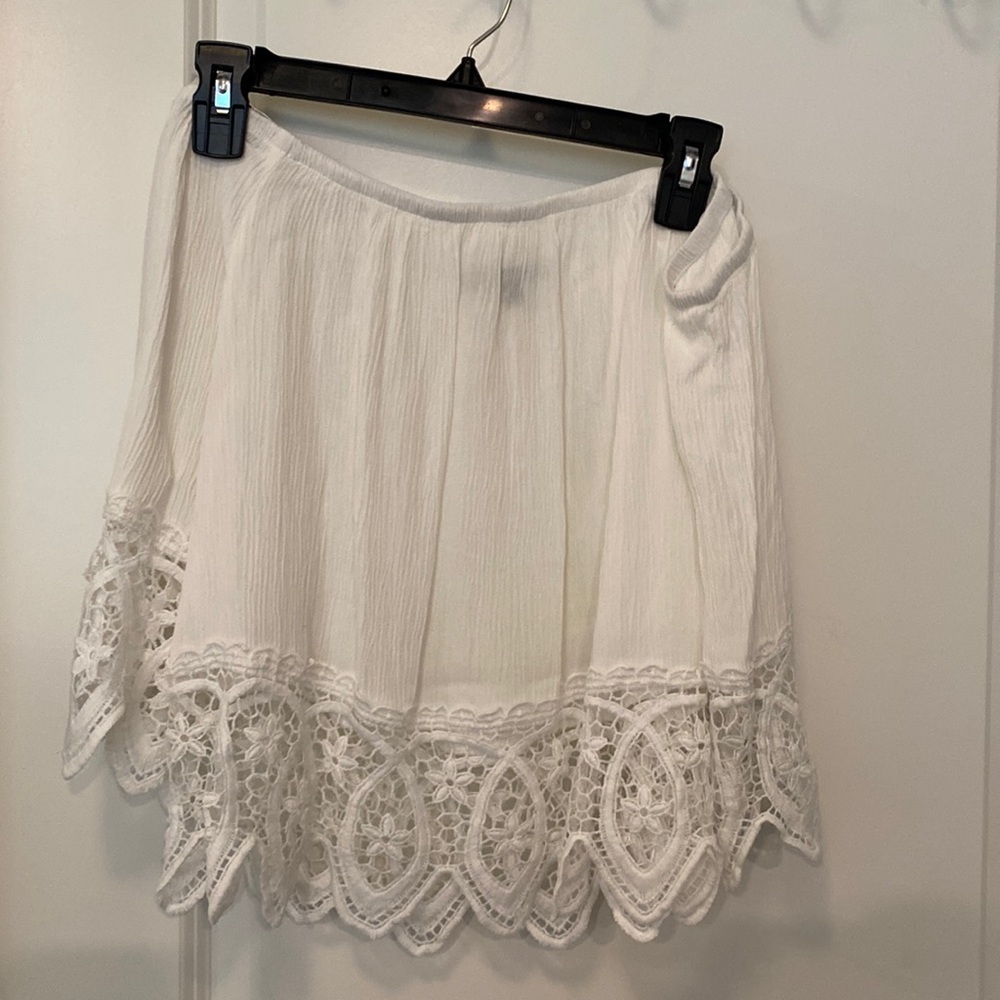 Lace trim off the shoulder top